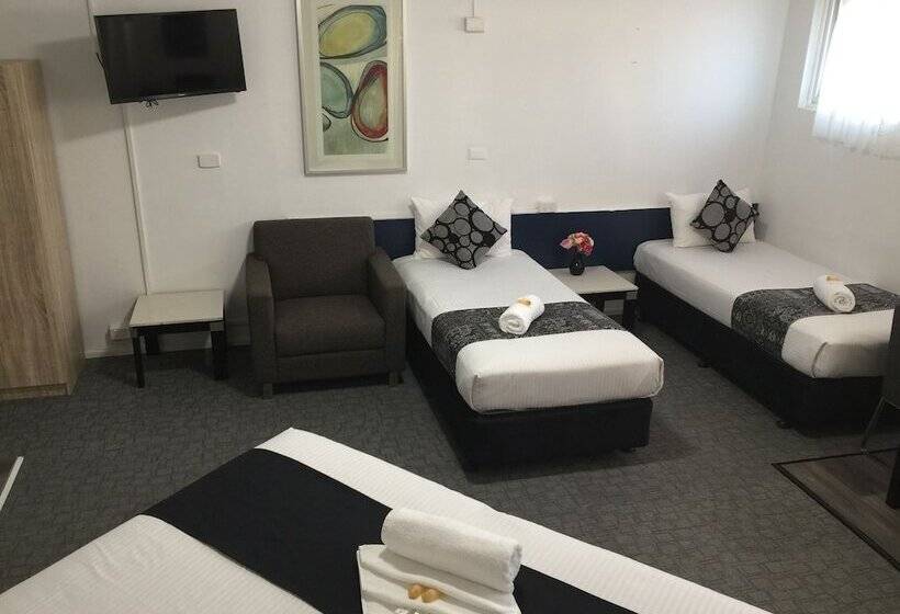 Surf Beach Motel Newcastle