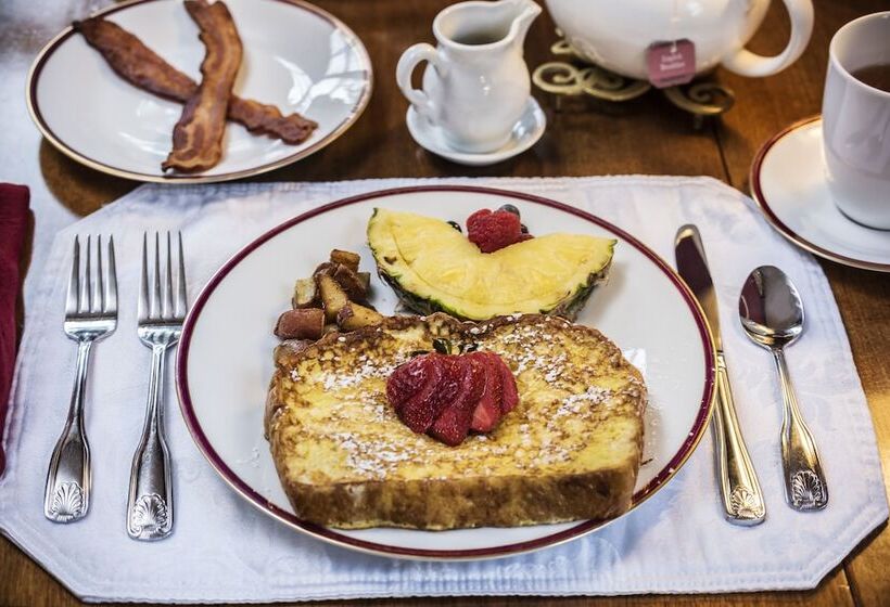 Samuel Durfee House B&b