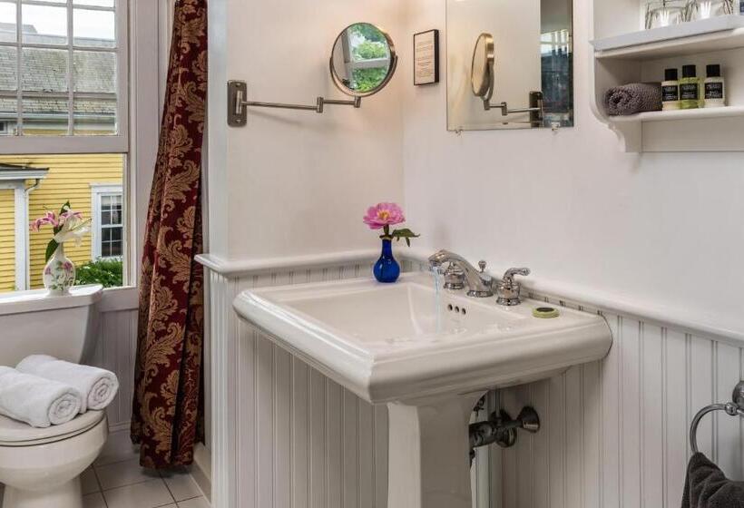 Samuel Durfee House B&b