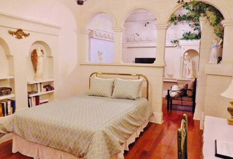 The Cottage Bed & Breakfast