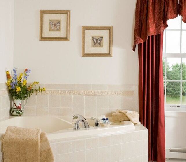 The Inn At Westwynd Farm B&b