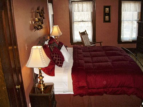 The Mansion Bed & Breakfast