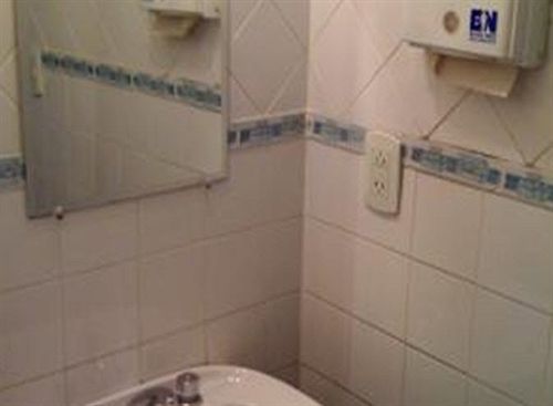 هاستل Urban 011