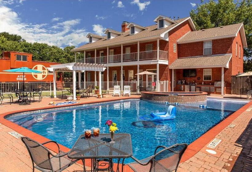 Woodrow House Bed & Breakfast