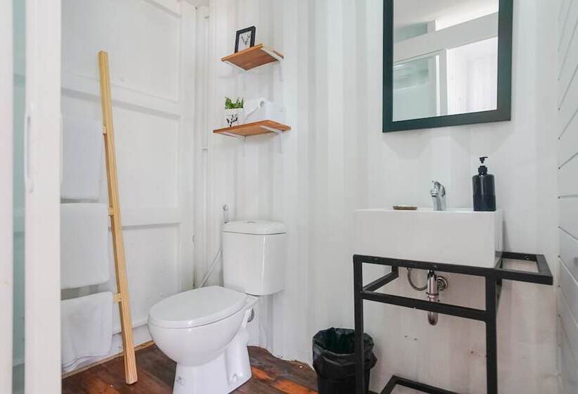 בית מלון כפרי Container Smart Stay