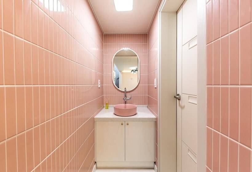 ホテル Gosung Shalala Private Pool & Spa Villa