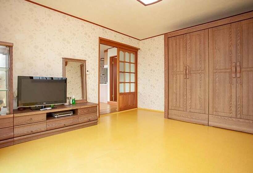 فندق Seogwipo Neyoung Nayoung Pension