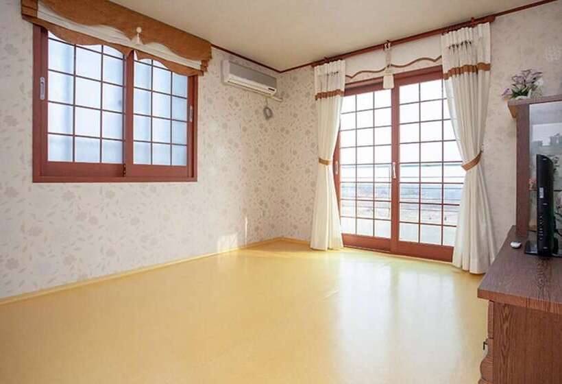 فندق Seogwipo Neyoung Nayoung Pension