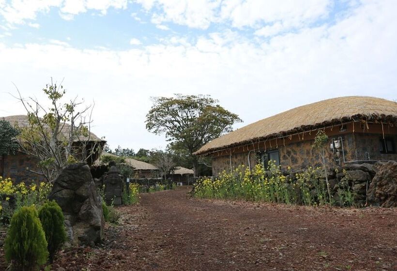 Hotel Seogwipo Chogain Inn Guest House