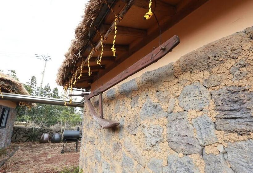 Hotel Seogwipo Chogain Inn Guest House