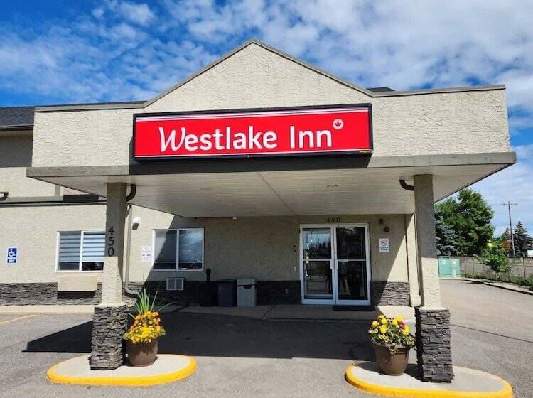 בית מלון כפרי Westlake Inn