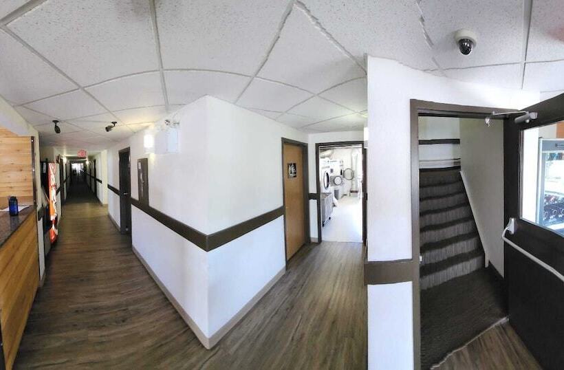 فندق Westlake Inn