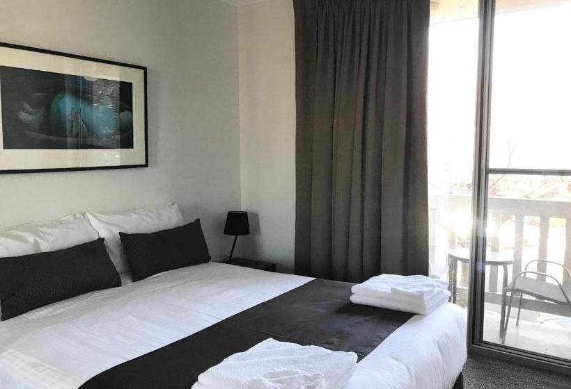 Archer Street – Adelaide Dresscircle Apartments