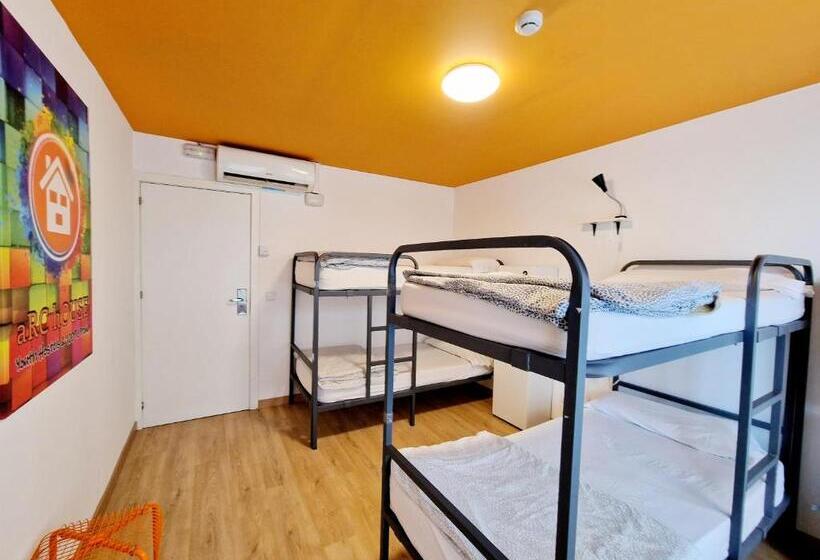 Общежитие Arc House Barcelona