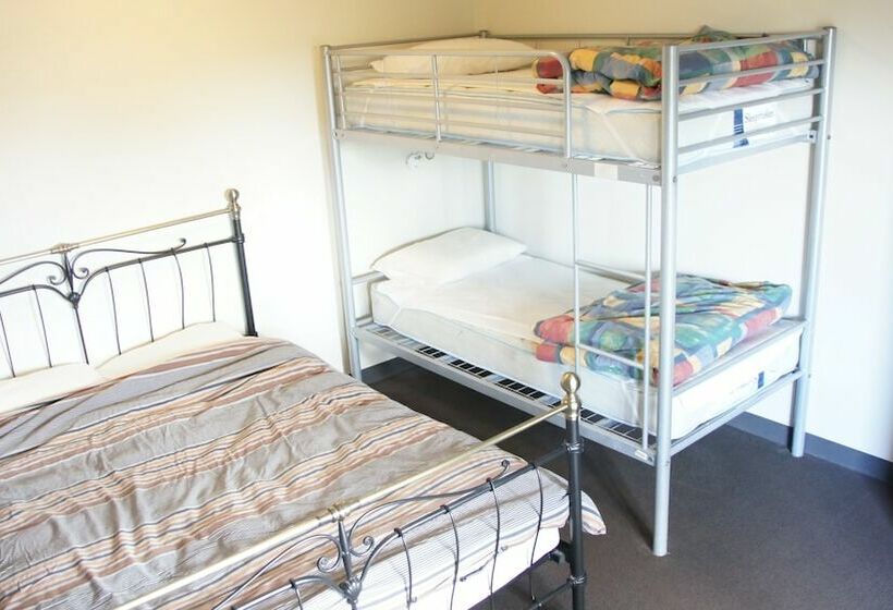 旅馆 Swansea Backpackers