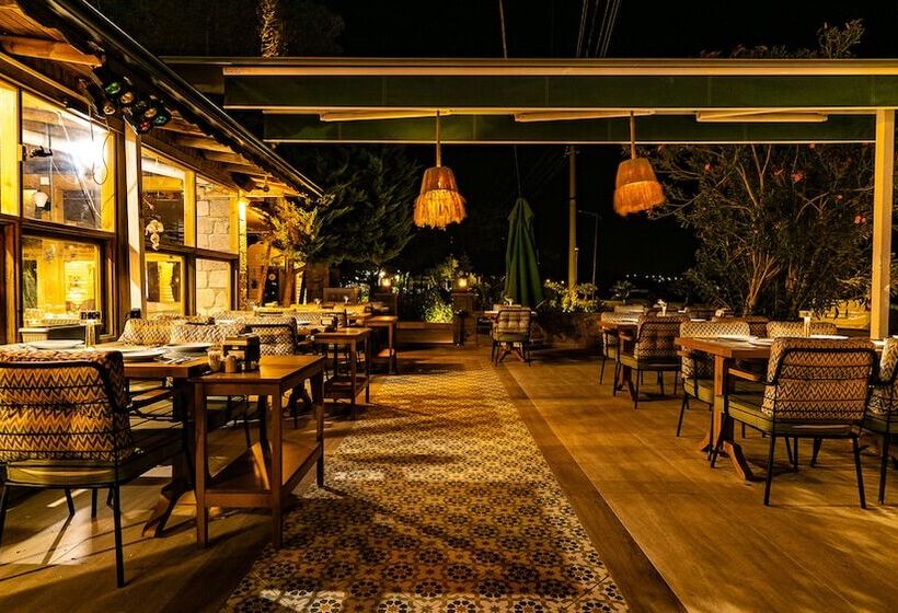 Assos Hunters Hotel Special Class