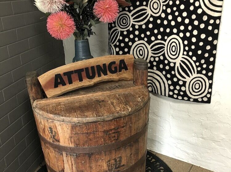 צימר Attunga Alpine Lodge & Apartments