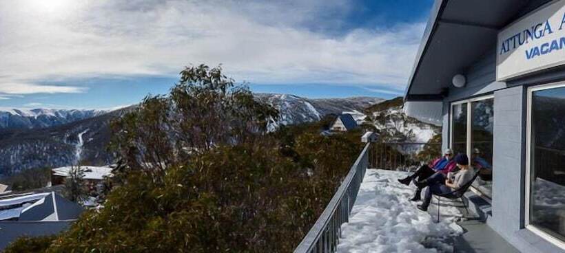 مبيت وإفطار Attunga Alpine Lodge & Apartments