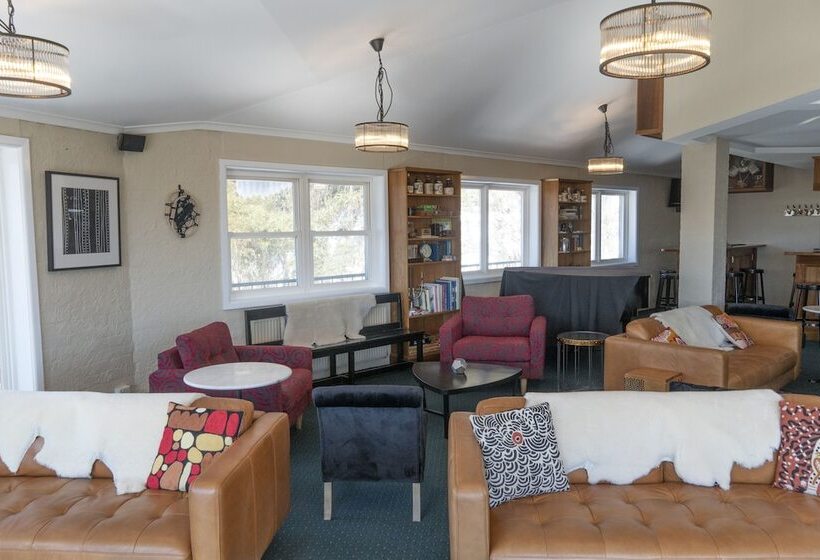 مبيت وإفطار Attunga Alpine Lodge & Apartments