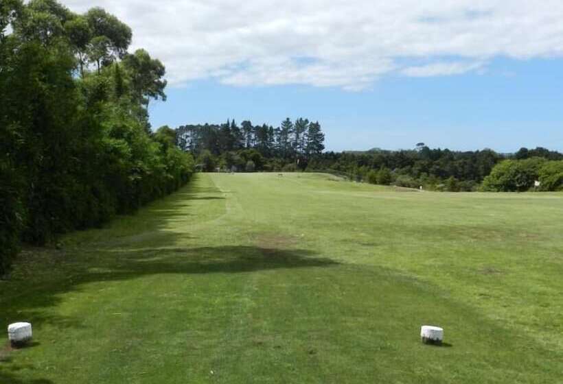 تختخواب و صبحانه Puketotara Lodge