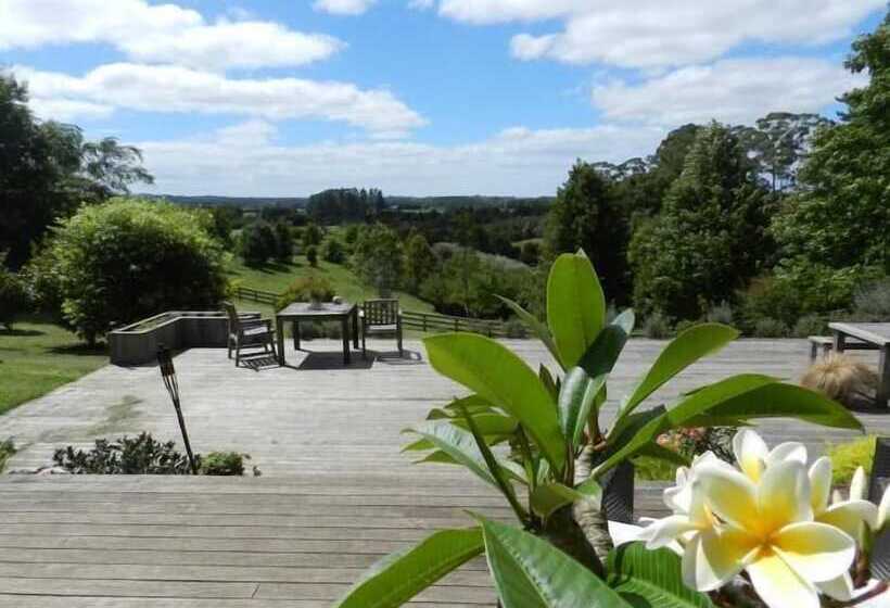 تختخواب و صبحانه Puketotara Lodge