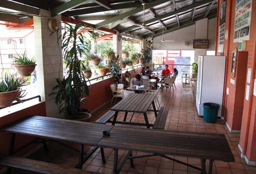 Chilli S Backpackers Hostel