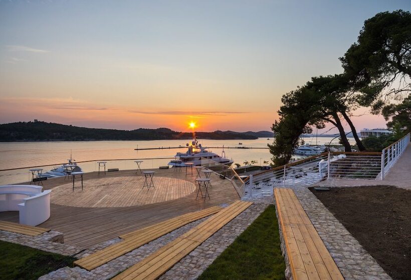 D Resort šibenik