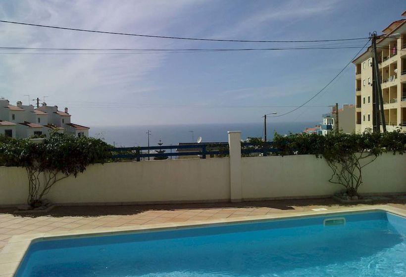 Ericeira Chill Hill Hostel & Private Rooms Sea Food