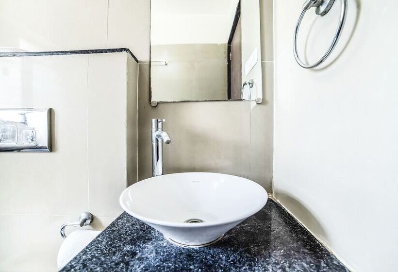 ホテル Treebo Blossom   Viman Nagar