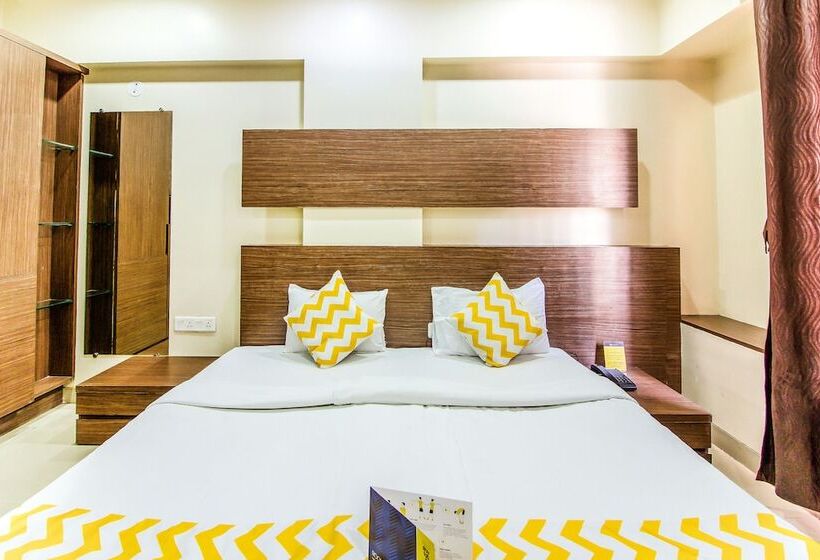 ホテル Treebo Blossom   Viman Nagar