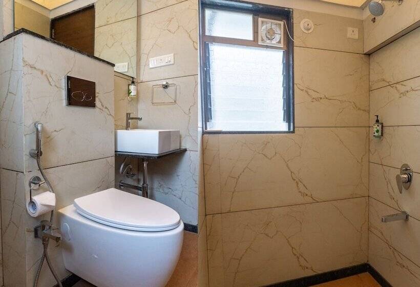 ホテル Treebo Blossom   Viman Nagar