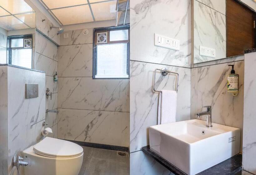 ホテル Treebo Blossom   Viman Nagar