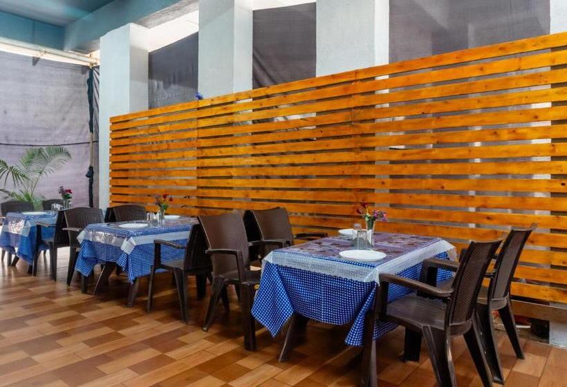 ホテル Treebo Blossom   Viman Nagar