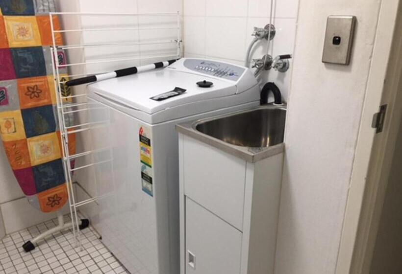 Genesis Apartments By Gold Coast Premium