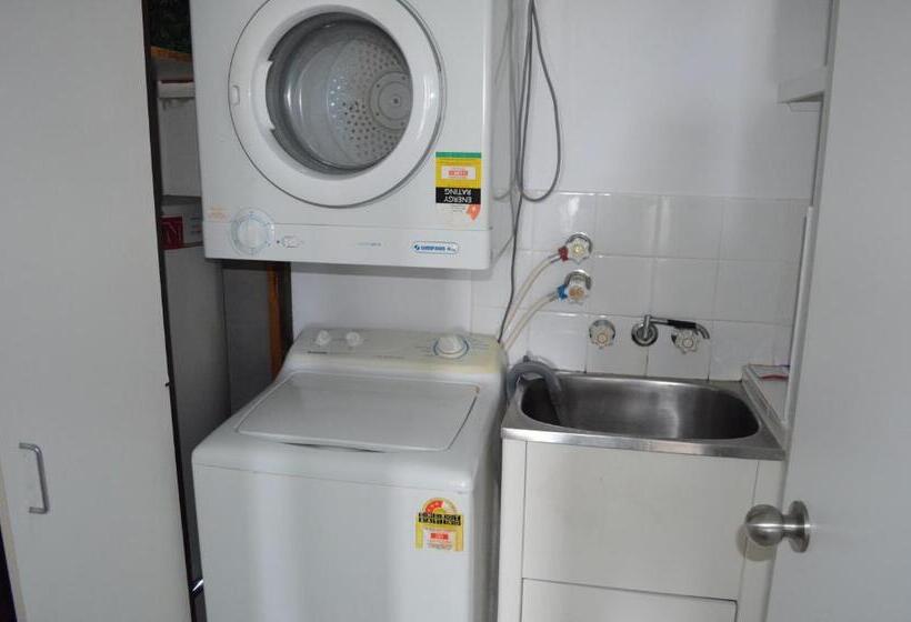 Genesis Apartments By Gold Coast Premium