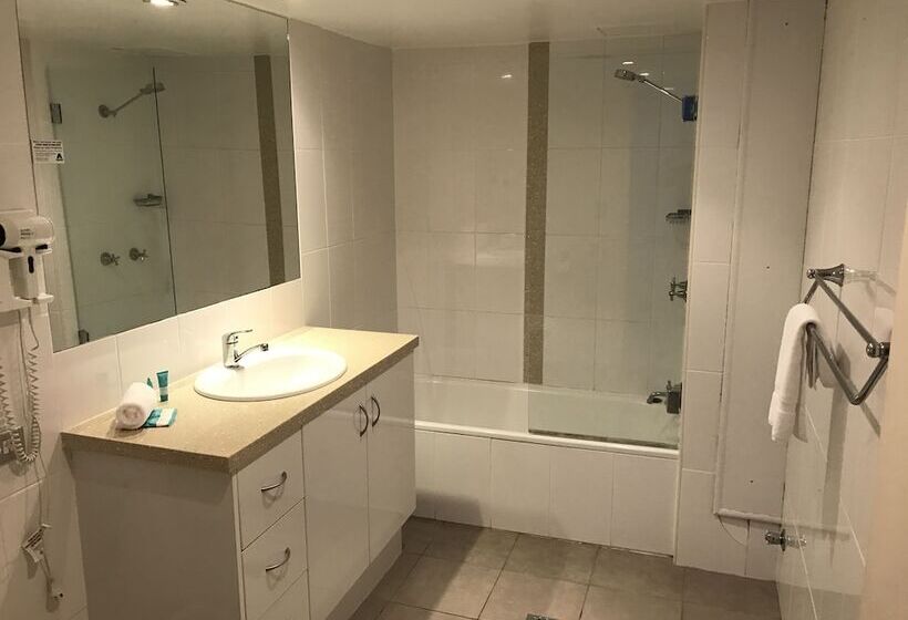 Genesis Apartments By Gold Coast Premium