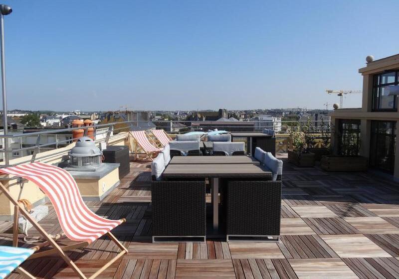 בית מלון כפרי Ambassadeurs Logis