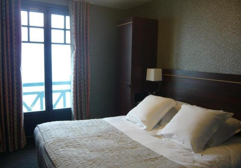 Отель Ambassadeurs Logis