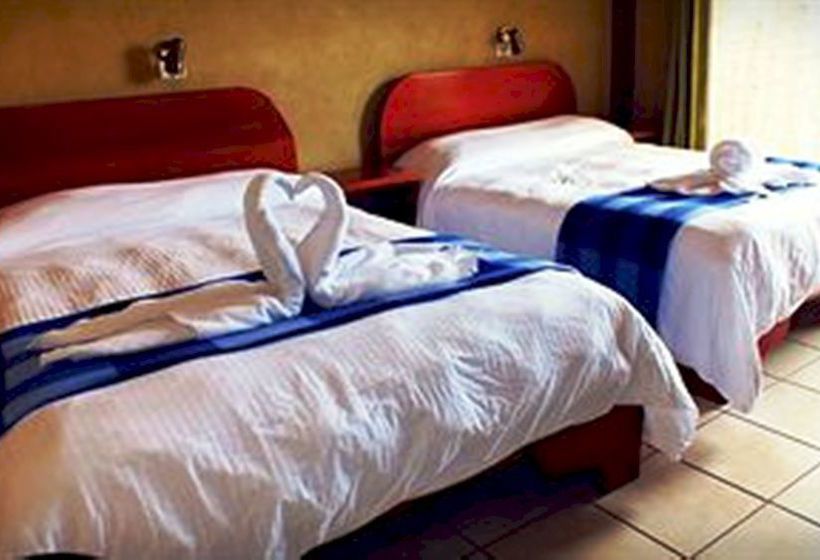 فندق Arenal Bromelias