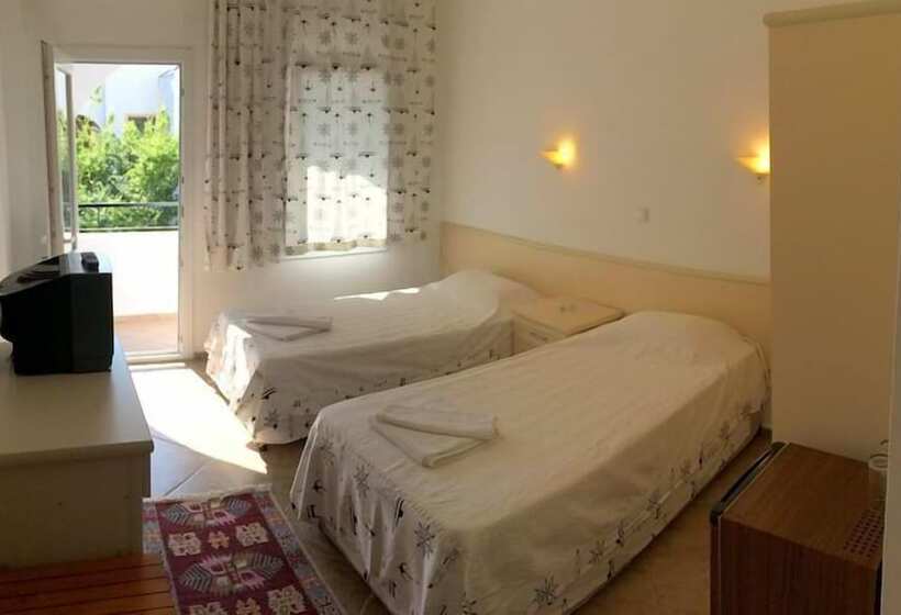 ホテル Bitez Deniz