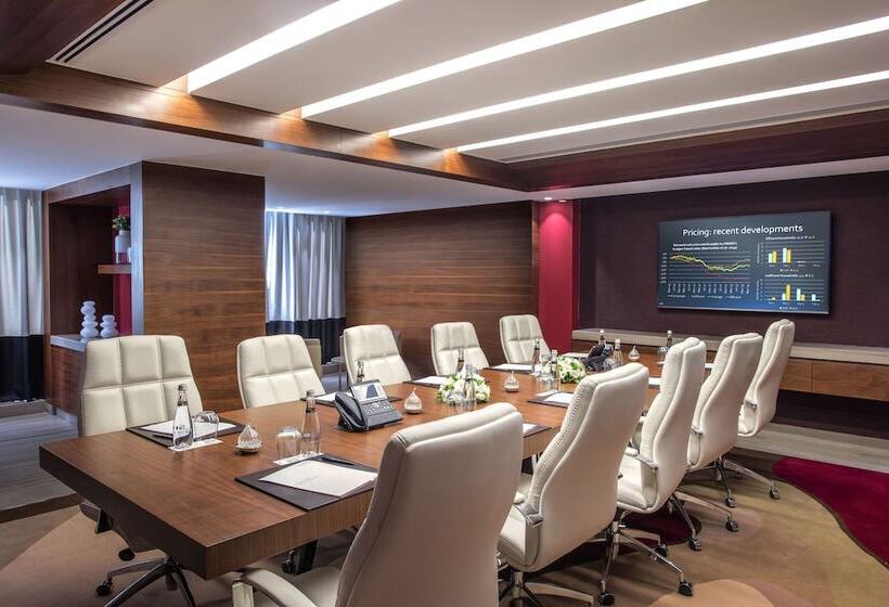 ホテル Burgu Arjaan By Rotana