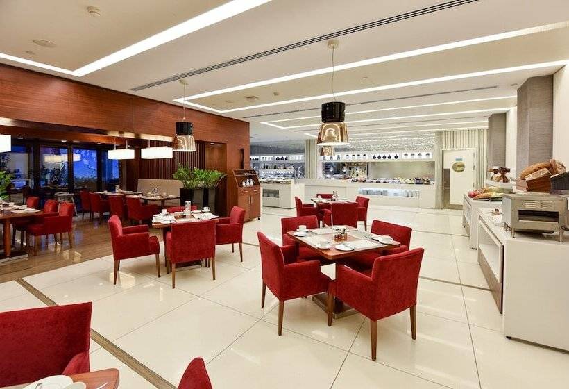 ホテル Burgu Arjaan By Rotana