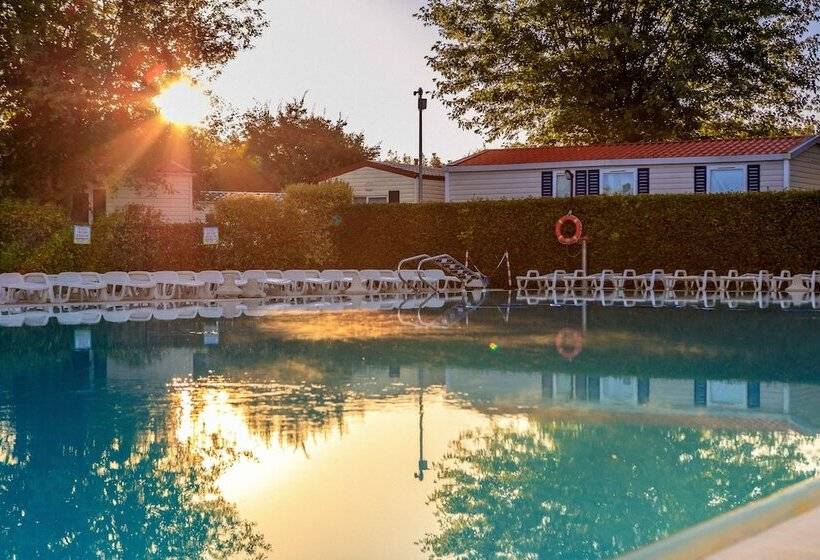 Отель Happy Camp Mobile Homes In Butterfly Camping Village