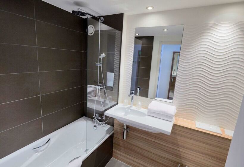 هتل Campanile Bordeaux Ouest Merignac Aeroport