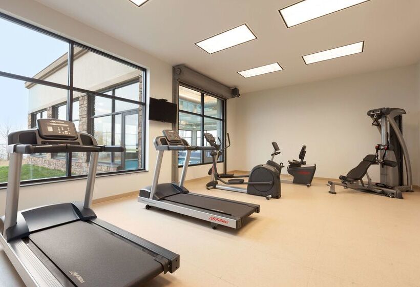 فندق Country Inn & Suites By Radisson, Bemidji, Mn