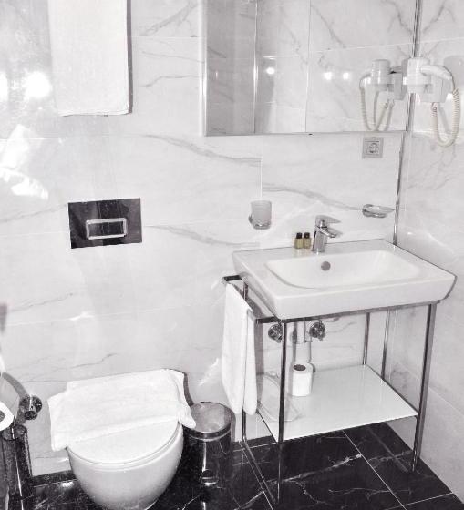 هتل Davos Istanbul