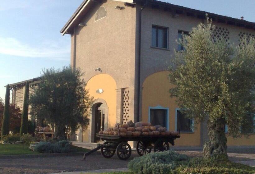 בית מלון כפרי Ca  Del Rio Resort