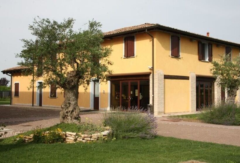 בית מלון כפרי Ca  Del Rio Resort