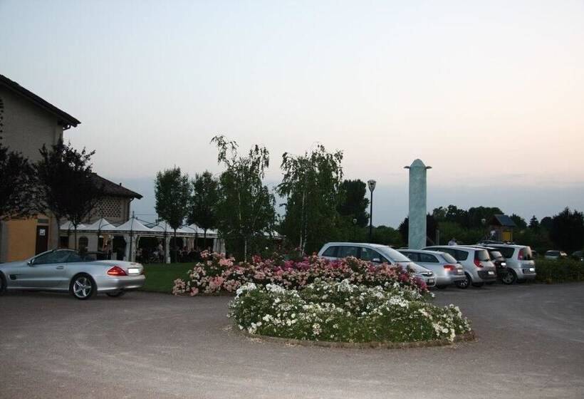 בית מלון כפרי Ca  Del Rio Resort