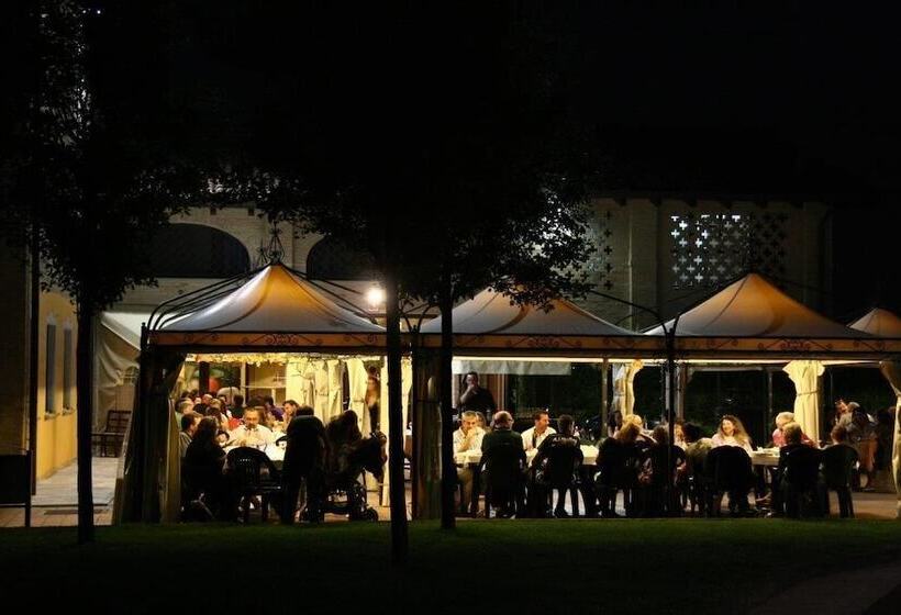 בית מלון כפרי Ca  Del Rio Resort